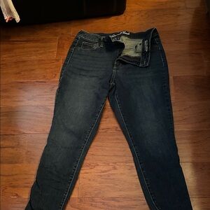 Universal Thread Dark Blue Skinny Jeans